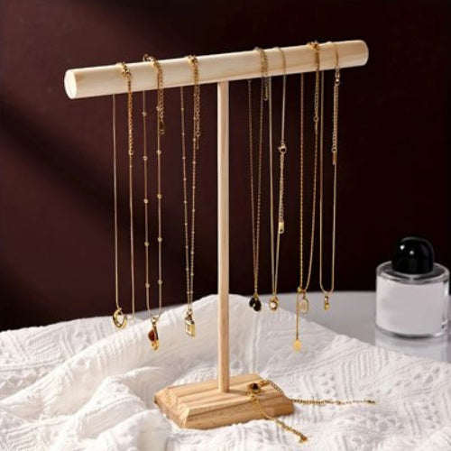Porte bijoux sur table