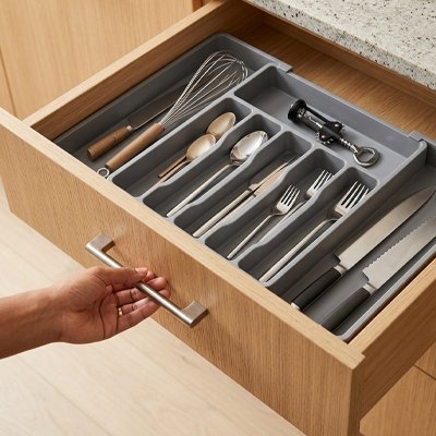  ustensilles bien organises dans range range couvert